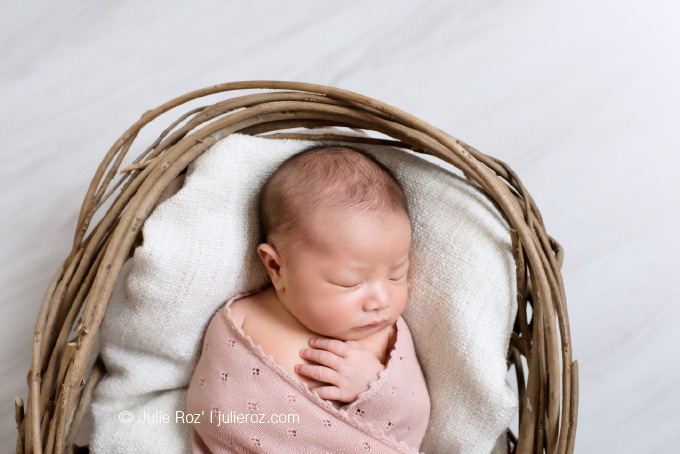 photographe_specialiste_bebe_paris_42 Photographe spécialiste nouveau-né Paris, photos naissance bébé : Rose_27