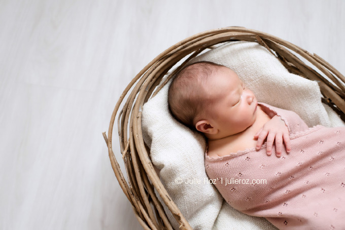 photographe_specialiste_bebe_paris_45 Photographe spécialiste nouveau-né Paris, photos naissance bébé : Rose_30