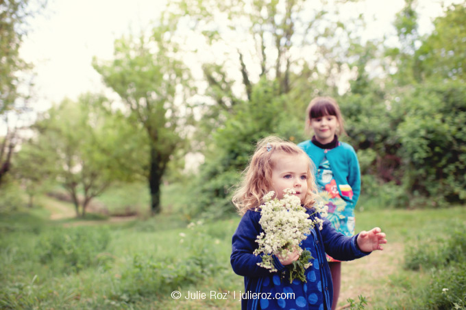 Séance photos enfants Issy, photographe famille 92 : Margot, Sara, Léna_28