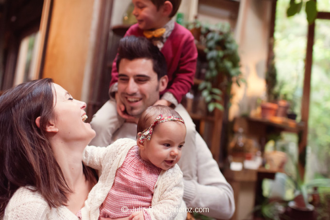 Photographe famille Paris : séance photos enfants Paris : Mila et Pablo_57