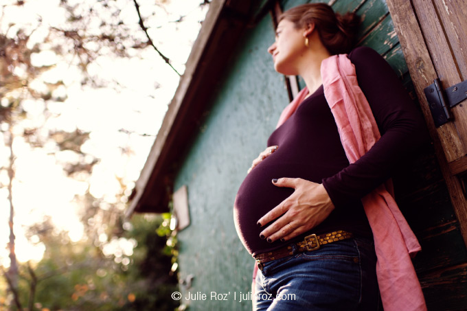 Photographe femme enceinte Issy les Moulineaux (92) : séance photos grossesse Hauts-de- Seine: Irène_7