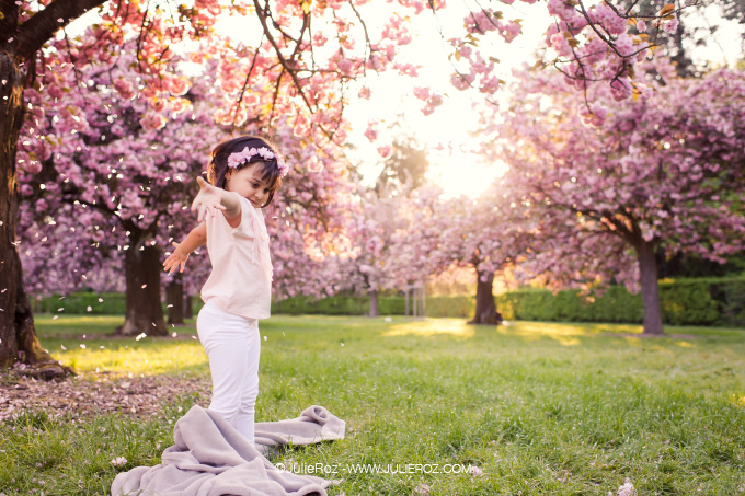 seance_photo_sceaux_cerisiers_92_42 Séance photos mère fille sous les cerisiers en fleurs Sceaux, photographe cerisiers parc Sceaux 92_41