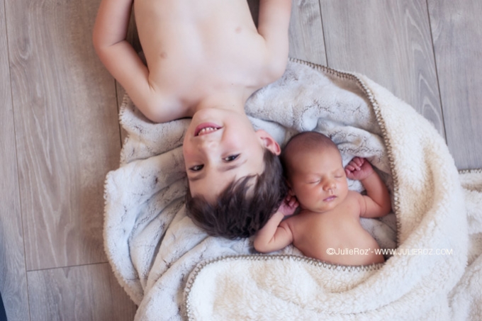 Séance photos nouveau-né 78, photographe professionnel APSNN spécialiste du nouveau-né Paris_24