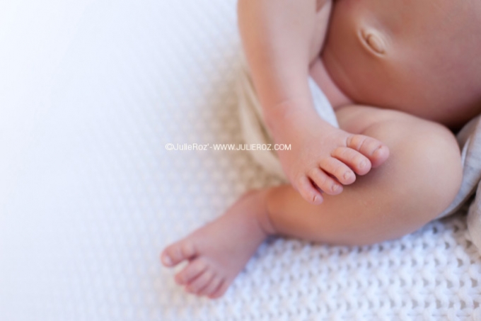 Séance photos nouveau-né 78, photographe professionnel APSNN spécialiste du nouveau-né Paris_32