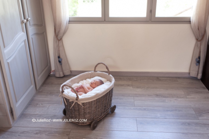 Séance photos nouveau-né 78, photographe professionnel APSNN spécialiste du nouveau-né Paris_10