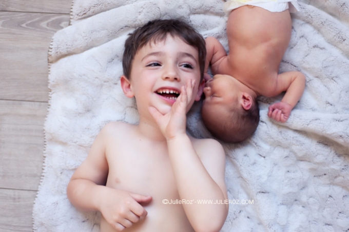 Séance photos nouveau-né 78, photographe professionnel APSNN spécialiste du nouveau-né Paris_25