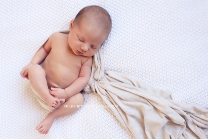 Séance photos nouveau-né 78, photographe professionnel APSNN spécialiste du nouveau-né Paris_28