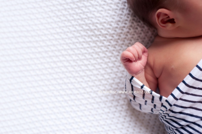 Séance photos nouveau-né 78, photographe professionnel APSNN spécialiste du nouveau-né Paris_6